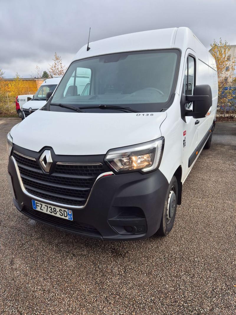 Occasion Renault Master Fourgon L3H2 135.35 pack essential 135 cv Portes Ar 270°