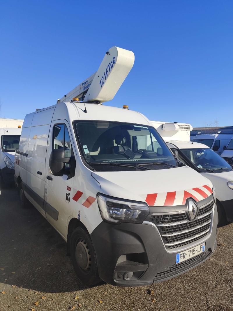 Occasion Renault Master RED Fourgon L2H2 145 ch Nacelle France Elévateur 121 Ftcc