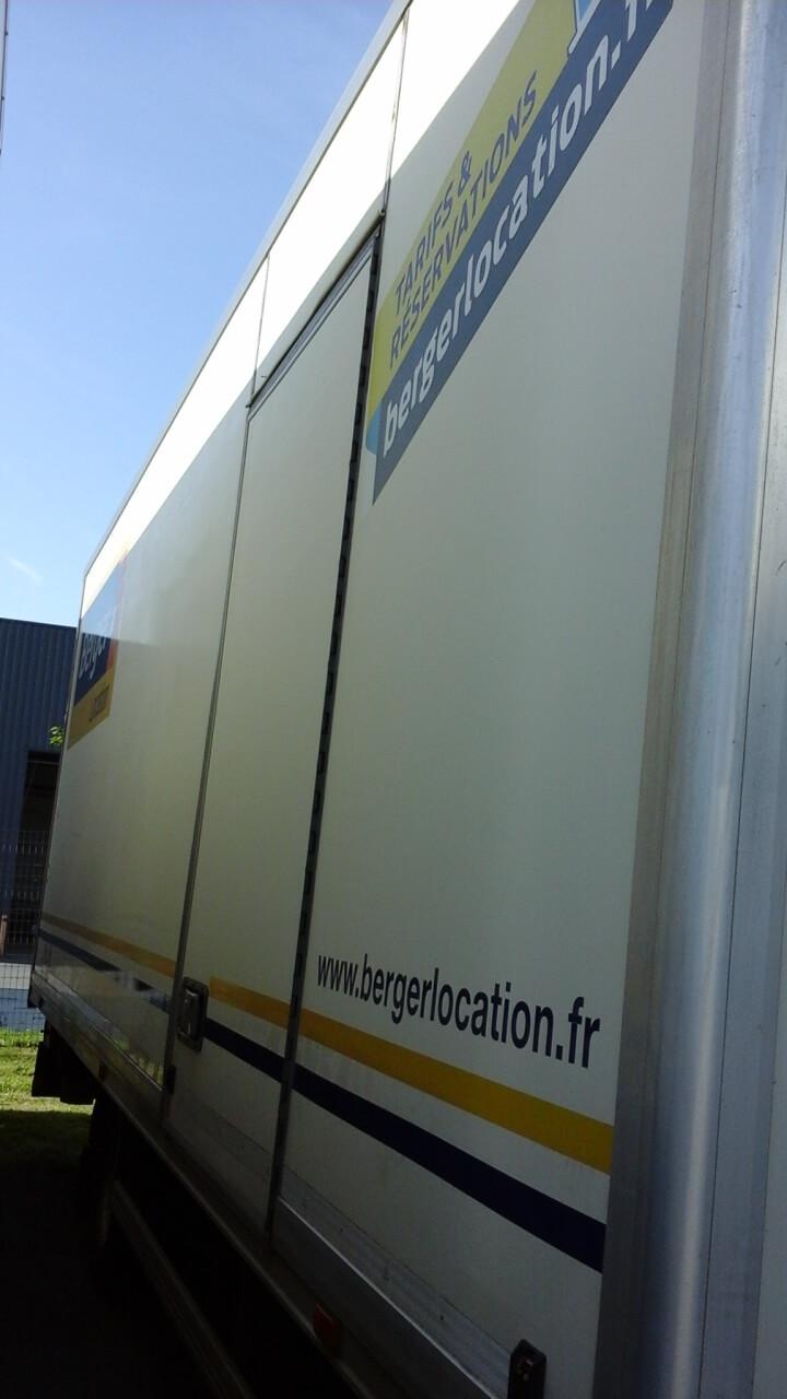 Occasion Renault Midlum 45m3 220 CV Fourgon caisse 7.60m Hayon