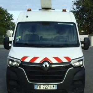 Image de Renault Master 145.35 FG Tronqué L2H2 Nacelle Pack éco